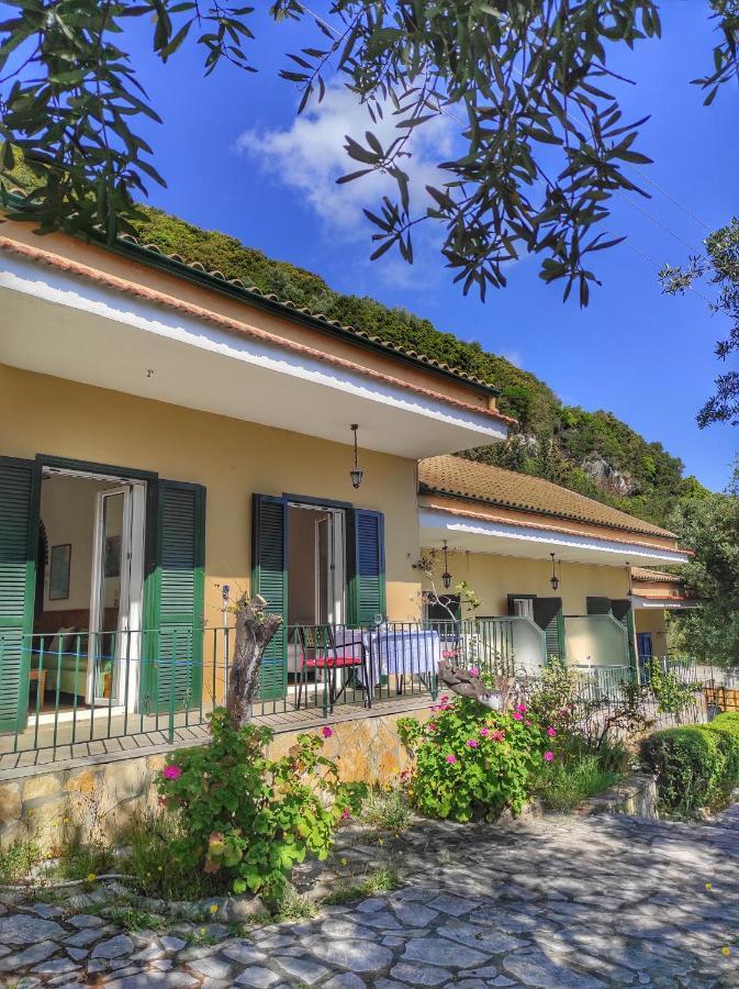 Villa Fourtuna Apartment آغيوس يوانيس بيريستريون المظهر الخارجي الصورة